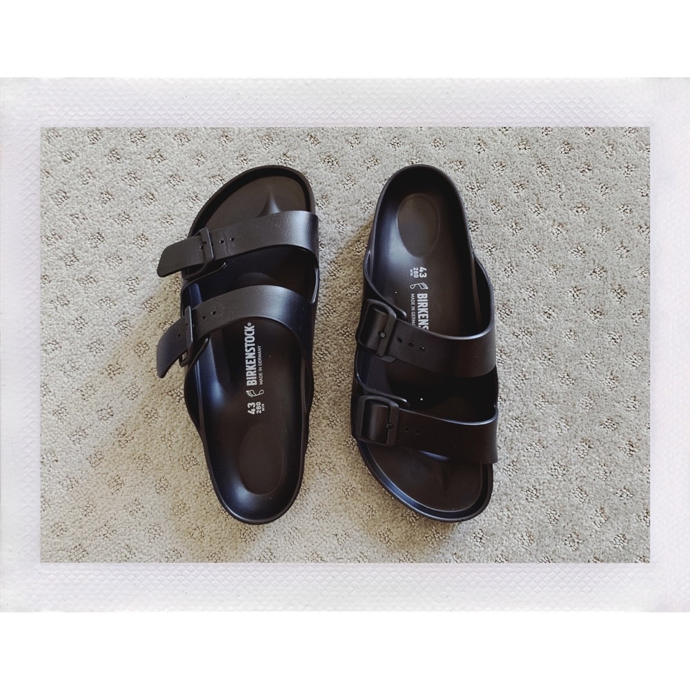 BRAND NEW all black men’s Birkenstock’s